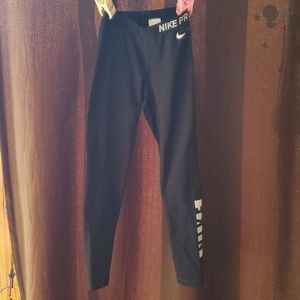 Nike black leggings